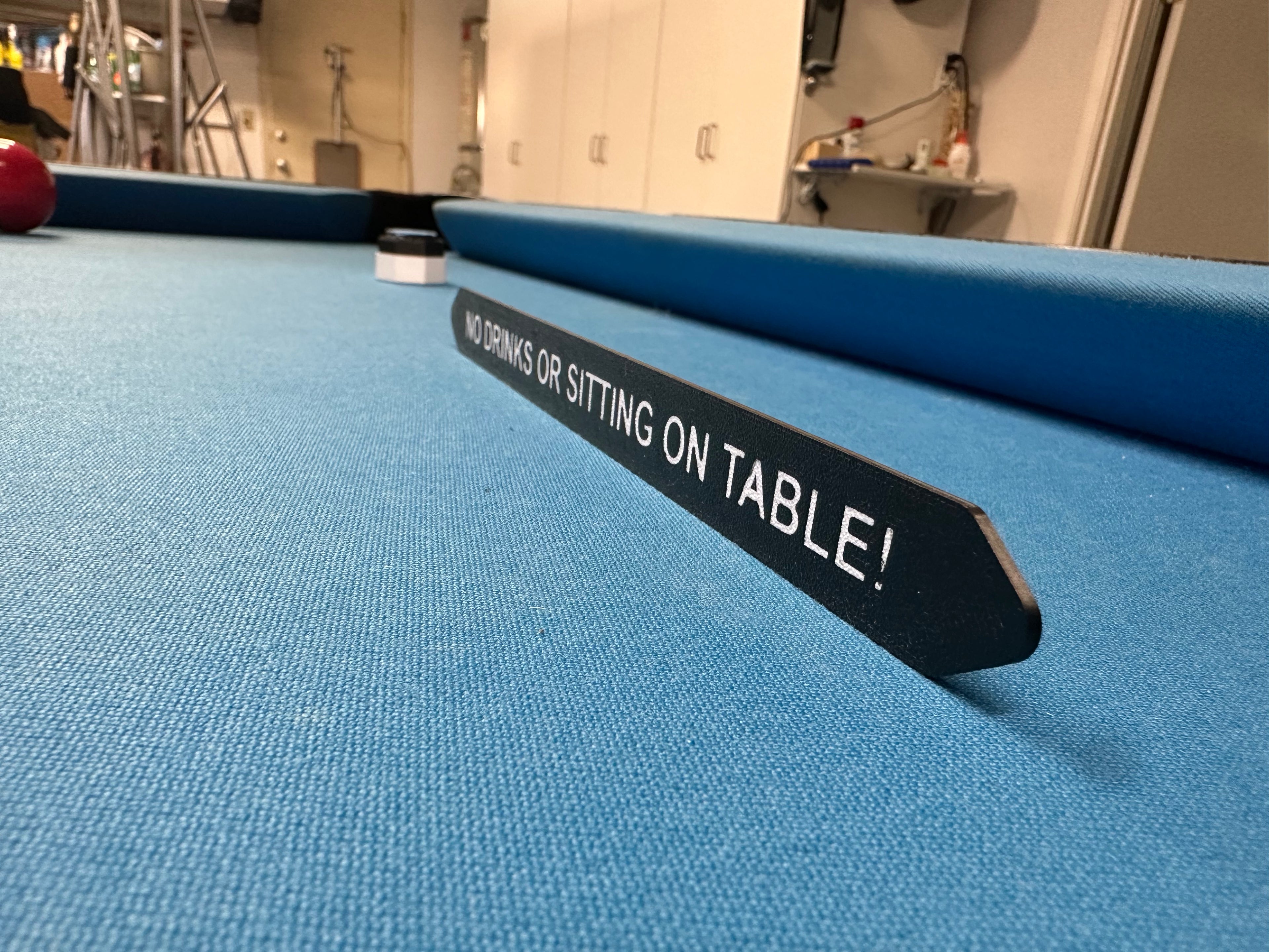 Vortex-3DP Railboards™️:  "NO DRINKING OR SITTING ON TABLE" Pool Table Signs (BULK 10 set discount)